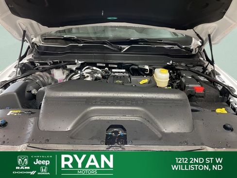 New 2025 RAM 2500 Tradesman w/ Chrome Appearance Group AWD/4WD image 17