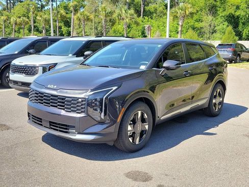 New 2026 Kia Sportage LX FWD image 3