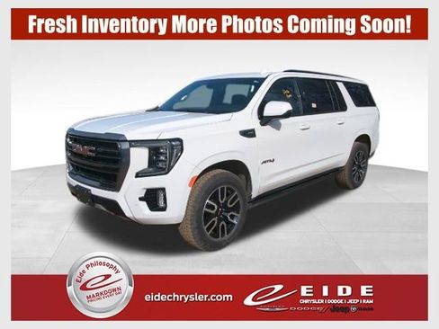 Used 2023 GMC Yukon XL AT4 w/ AT4 Premium Package image 1