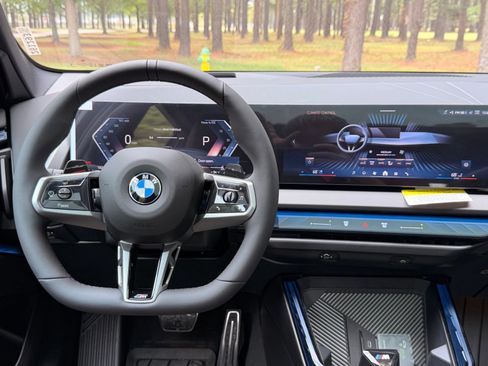 New 2026 BMW X3 xDrive30i w/ Premium Package AWD/4WD image 3