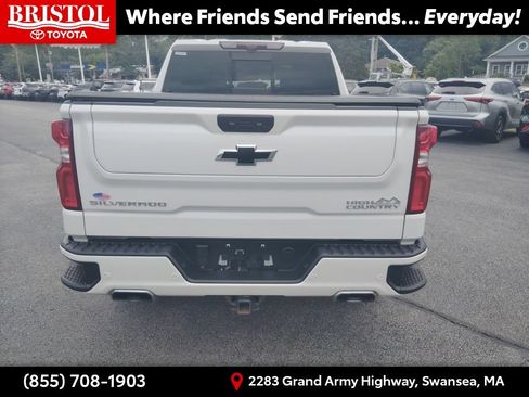 Used 2024 Chevrolet Silverado 1500 High Country w/ Technology Package AWD/4WD image 6