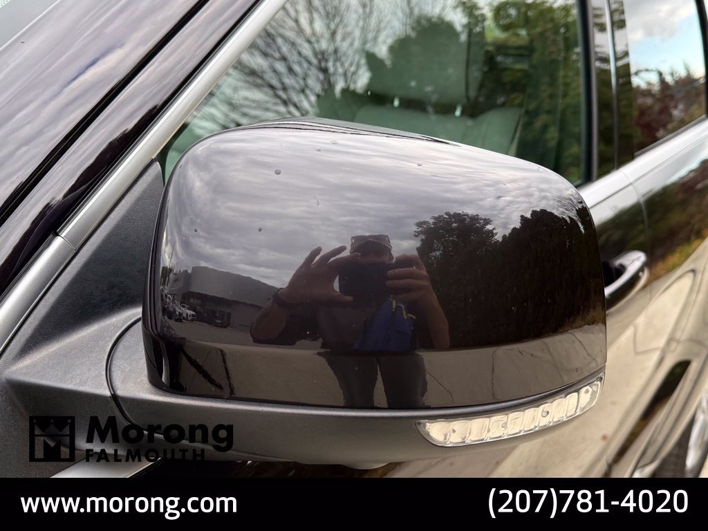 Used 2019 Jeep Grand Cherokee Summit AWD/4WD image 10
