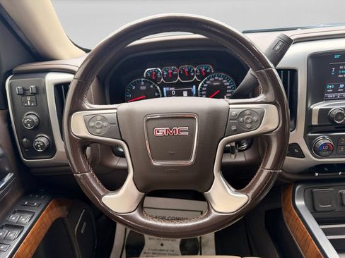 Used 2018 GMC Sierra 1500 SLT w/ SLT Premium Package AWD/4WD image 12
