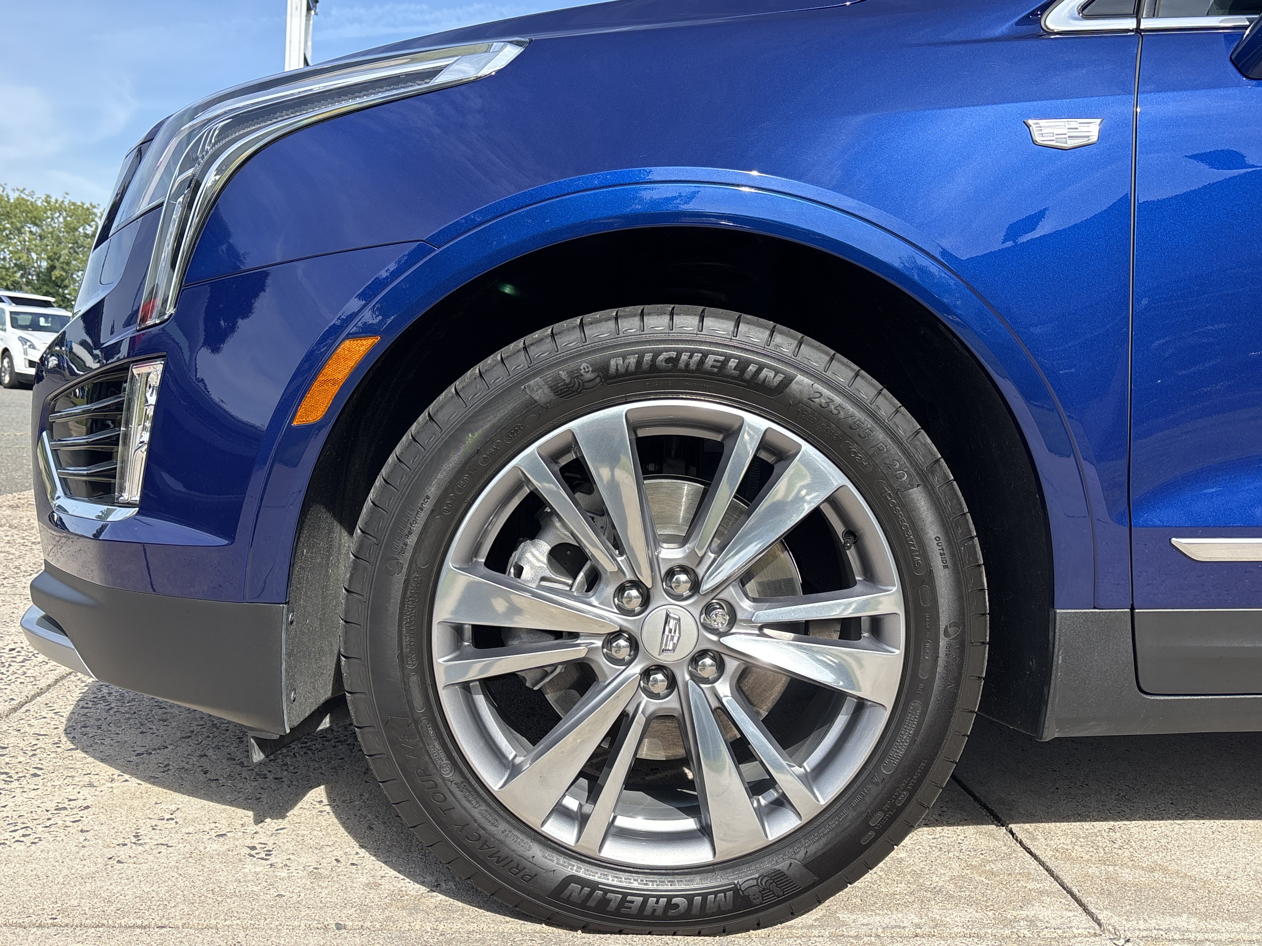 Used 2025 Cadillac XT5 Premium Luxury AWD/4WD image 17