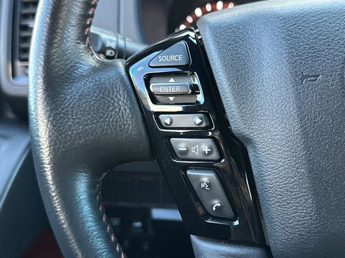 Used 2022 Nissan Frontier PRO-4X w/ Off-Road Protection Package AWD/4WD image 35
