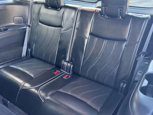 Used 2015 INFINITI QX60 AWD w/ Premium Package image 10