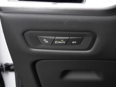 Used 2026 BMW X5 xDrive40i image 17