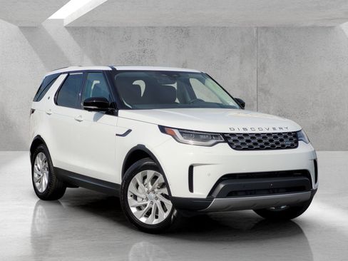 Used 2024 Land Rover Discovery S AWD/4WD image 1