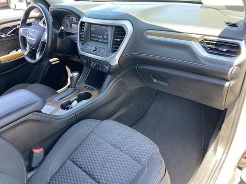 Used 2017 GMC Acadia SLE FWD image 24