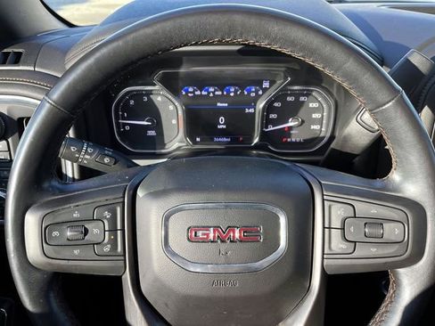 Certified 2022 GMC Sierra 1500 AT4 w/ AT4 Premium Package image 25