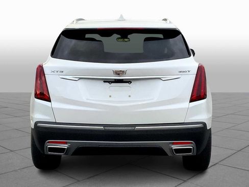 Used 2022 Cadillac XT5 Premium Luxury w/ Technology Package image 4