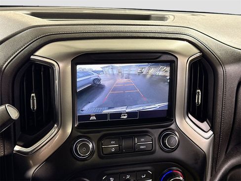 Used 2021 Chevrolet Silverado 1500 LT Trail Boss image 22