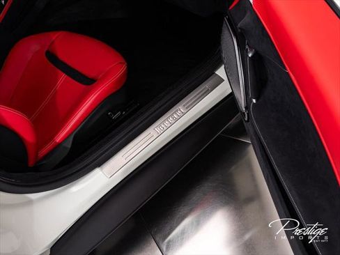 Used 2021 Ferrari Roma RWD image 30