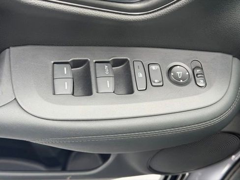 Certified 2023 Honda HR-V LX image 22