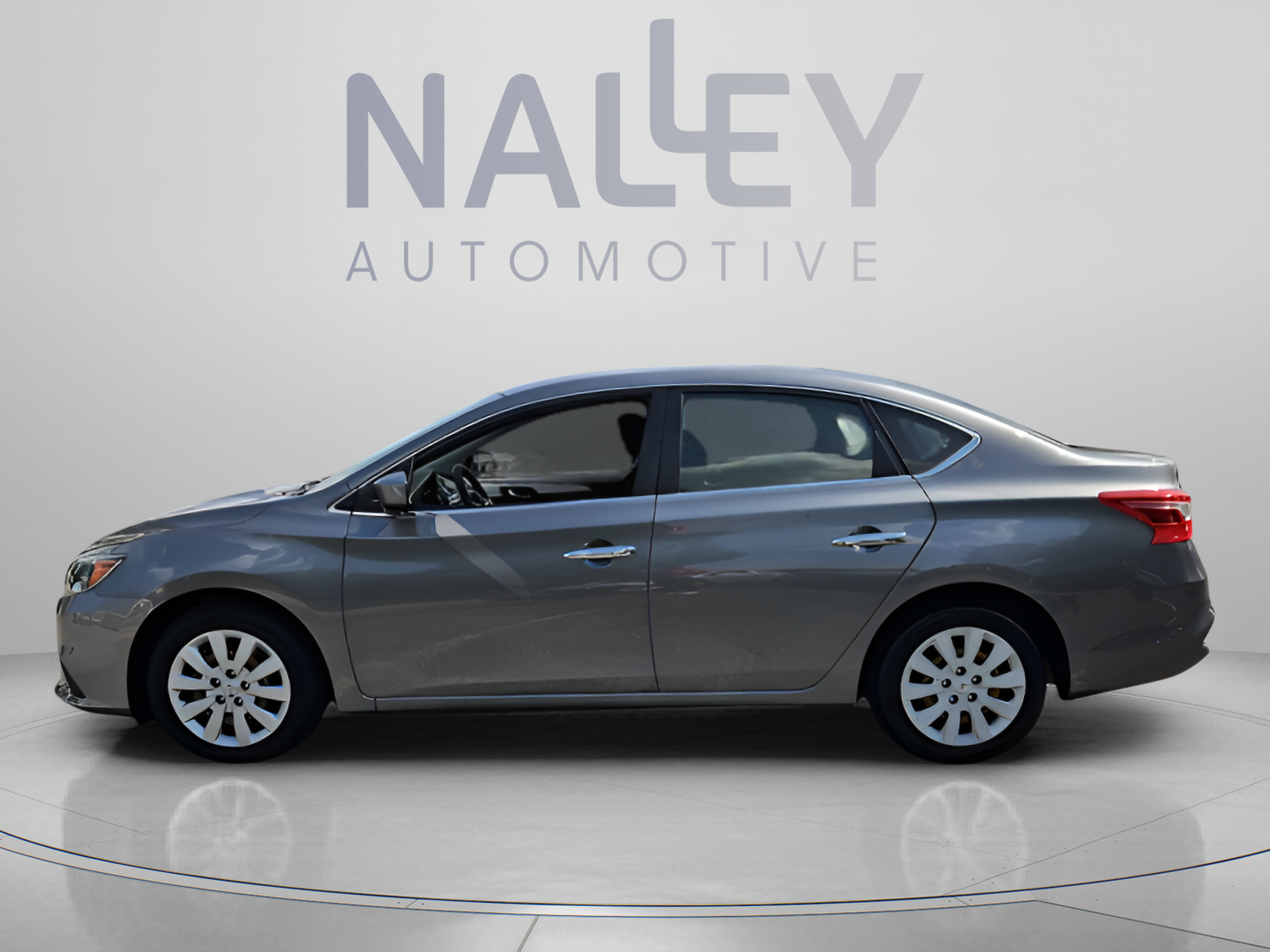 Used 2019 Nissan Sentra S FWD image 2