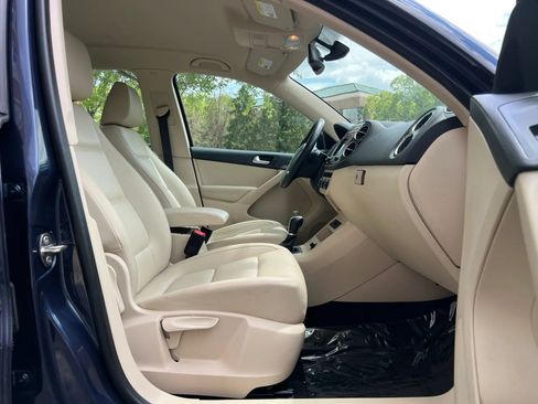 Used 2016 Volkswagen Tiguan S FWD image 11