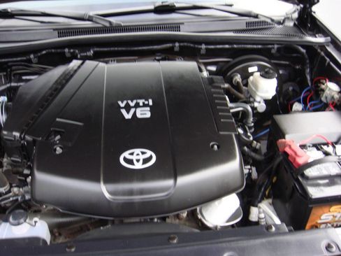 Used 2013 Toyota Tacoma 4x4 Double Cab image 19