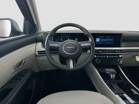 New 2026 Hyundai Tucson SEL image 18