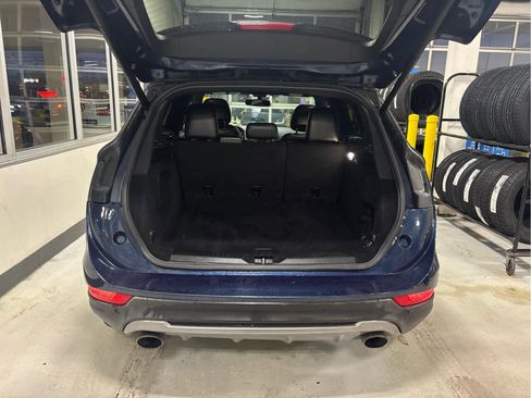 Used 2017 Lincoln MKC Premiere image 25