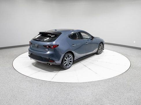 Used 2022 MAZDA MAZDA3 s image 30