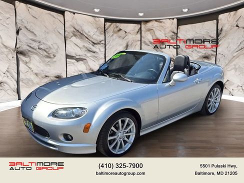 Used 2008 MAZDA MX-5 Miata Grand Touring w/ Premium Pkg image 1
