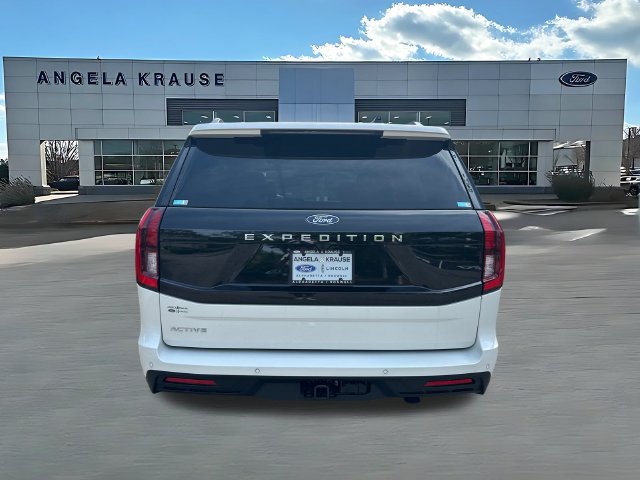 New 2026 Ford Expedition Active RWD image 7