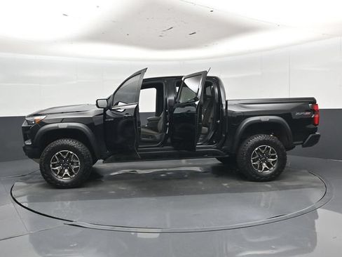 Used 2024 Chevrolet Colorado ZR2 AWD/4WD image 55