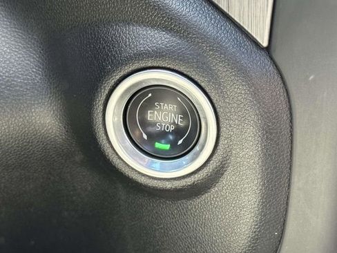 Used 2020 GMC Sierra 2500 Denali w/ Denali Ultimate Package image 18