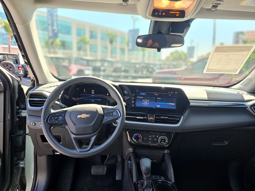 Used 2026 Chevrolet TrailBlazer LT FWD image 36