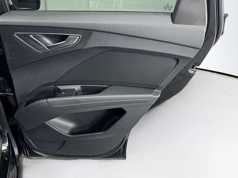 Used 2023 Audi Q4 e-tron Premium Plus w/ Premium Plus image 26