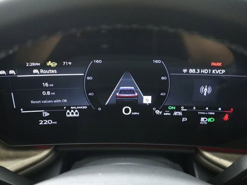 Used 2025 Audi Q5 Premium Plus w/ Premium Plus image 33