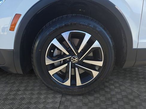 Used 2023 Volkswagen Tiguan S image 32