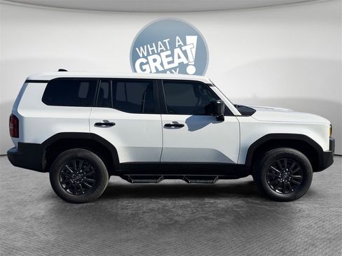 Used 2025 Toyota Land Cruiser 1958 image 2