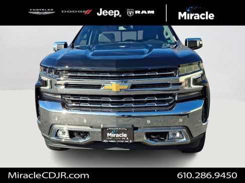 Used 2021 Chevrolet Silverado 1500 LTZ image 2