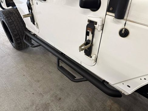 Used 2017 Jeep Wrangler Unlimited Sport w/ Quick Order Package 24S AWD/4WD image 72