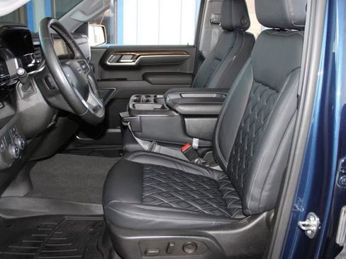 Used 2023 Chevrolet Silverado 1500 RST RWD image 21