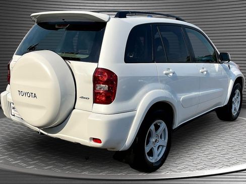 Used 2004 Toyota RAV4 4WD image 6