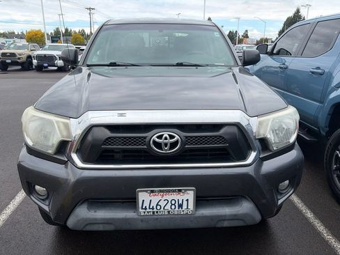 Used 2015 Toyota Tacoma PreRunner w/ TRD Off-Road Package RWD image 1