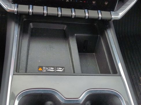 Used 2026 GMC Acadia Elevation w/ Black Edition image 32