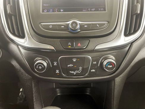 Used 2023 Chevrolet Equinox LT image 17