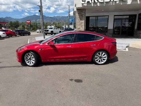 Used 2020 Tesla Model 3 Standard Range Plus RWD image 4