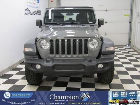 Used 2023 Jeep Wrangler Unlimited Sport AWD/4WD image 2