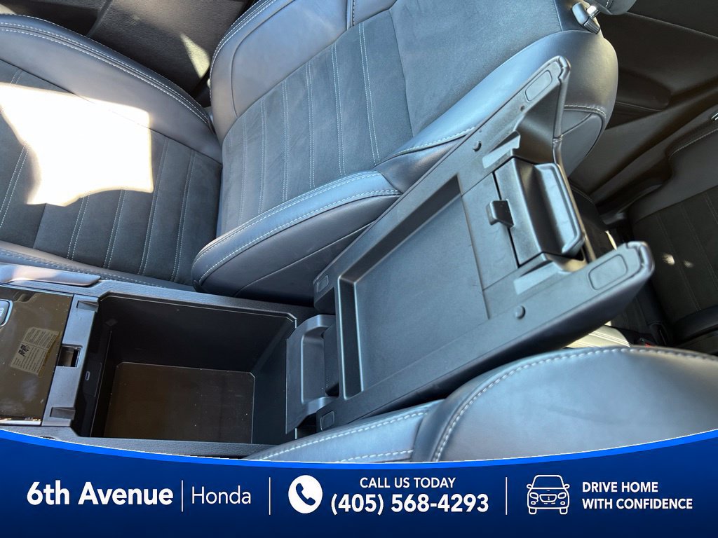 Used 2025 Mitsubishi Outlander SE AWD/4WD image 38