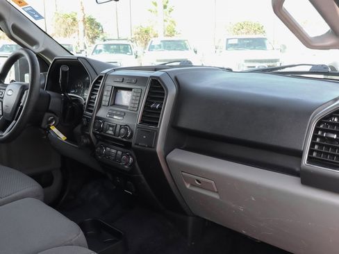 Used 2018 Ford F150 XLT w/ XTR Package image 36