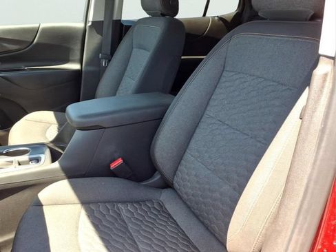 Used 2019 Chevrolet Equinox LT FWD image 19