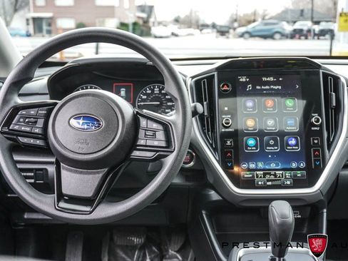 Used 2025 Subaru Crosstrek 2.0i Premium image 2