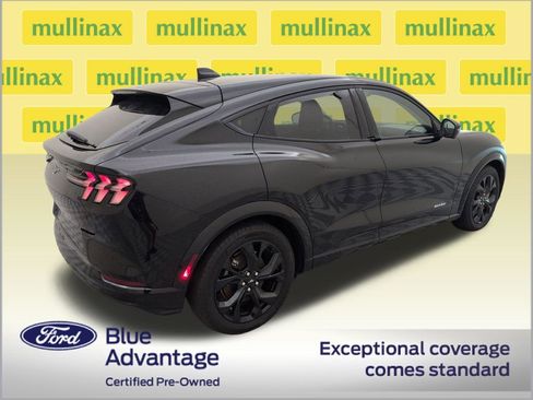 Used 2023 Ford Mustang Mach-E Premium image 3
