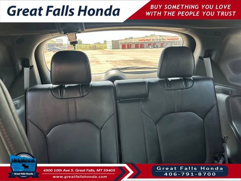 Used 2025 Honda Pilot Black Edition image 29