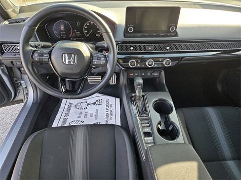 Used 2025 Honda Civic Sport image 28