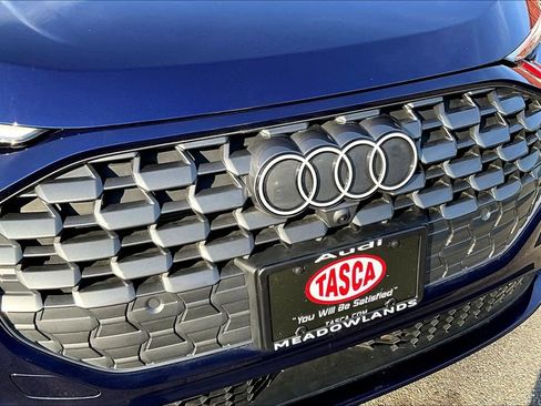 Used 2025 Audi Q5 Premium w/ Convenience Package AWD/4WD image 33